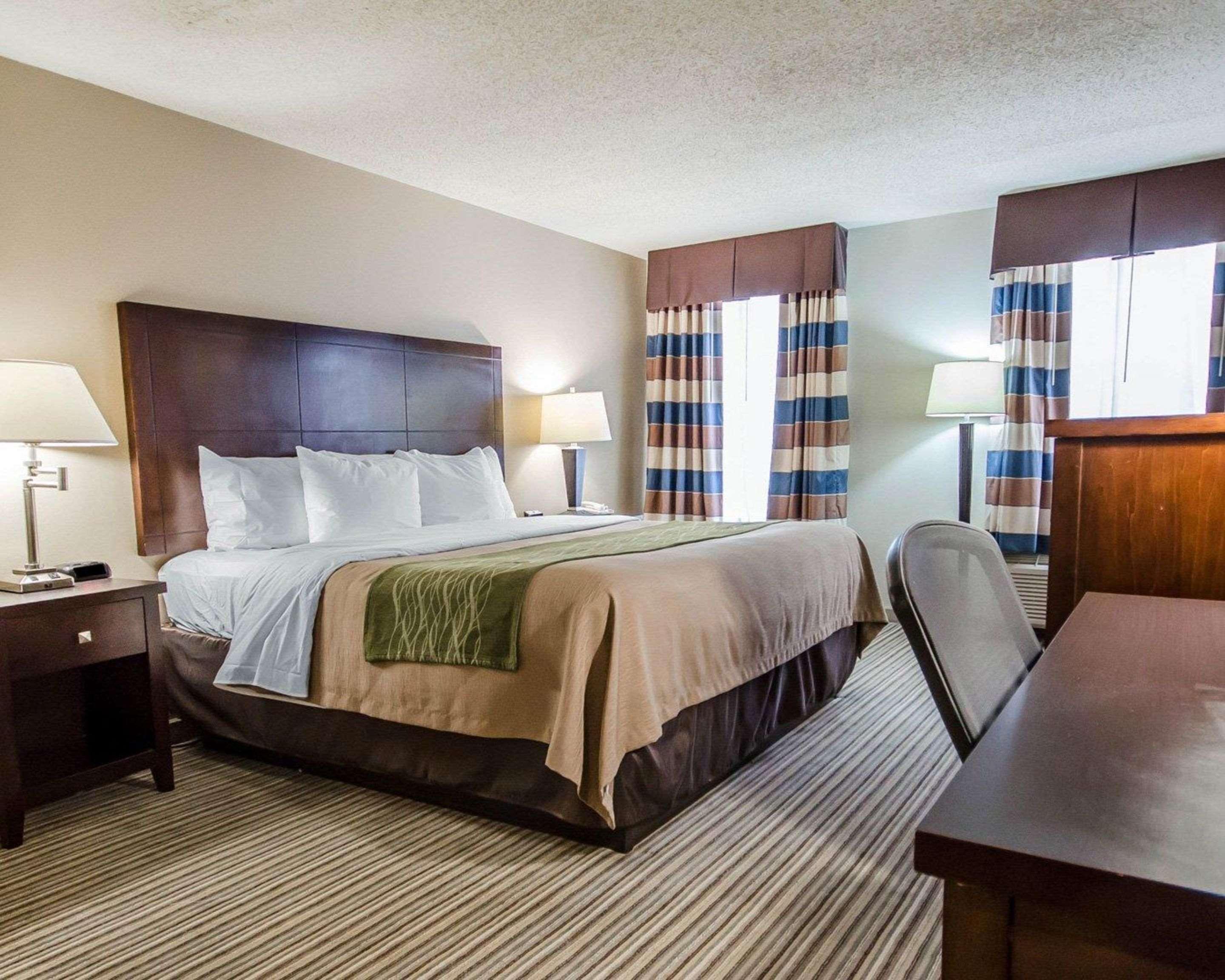 Hotel Surestay By Western Corydon